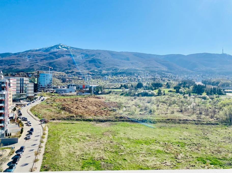 Gallery Vitosha Apartment With Underground Parking โซเฟีย ภายนอก รูปภาพ