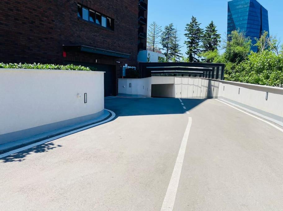 Gallery Vitosha Apartment With Underground Parking โซเฟีย ภายนอก รูปภาพ